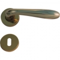 MANIGLIE GOCCIA CON ROSETTA FORATA Q8 CF PZ 2 IN ZAMA PATENT
